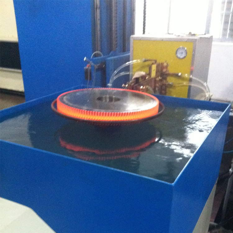 齒輪數(shù)控淬火機(jī)床 (2)
